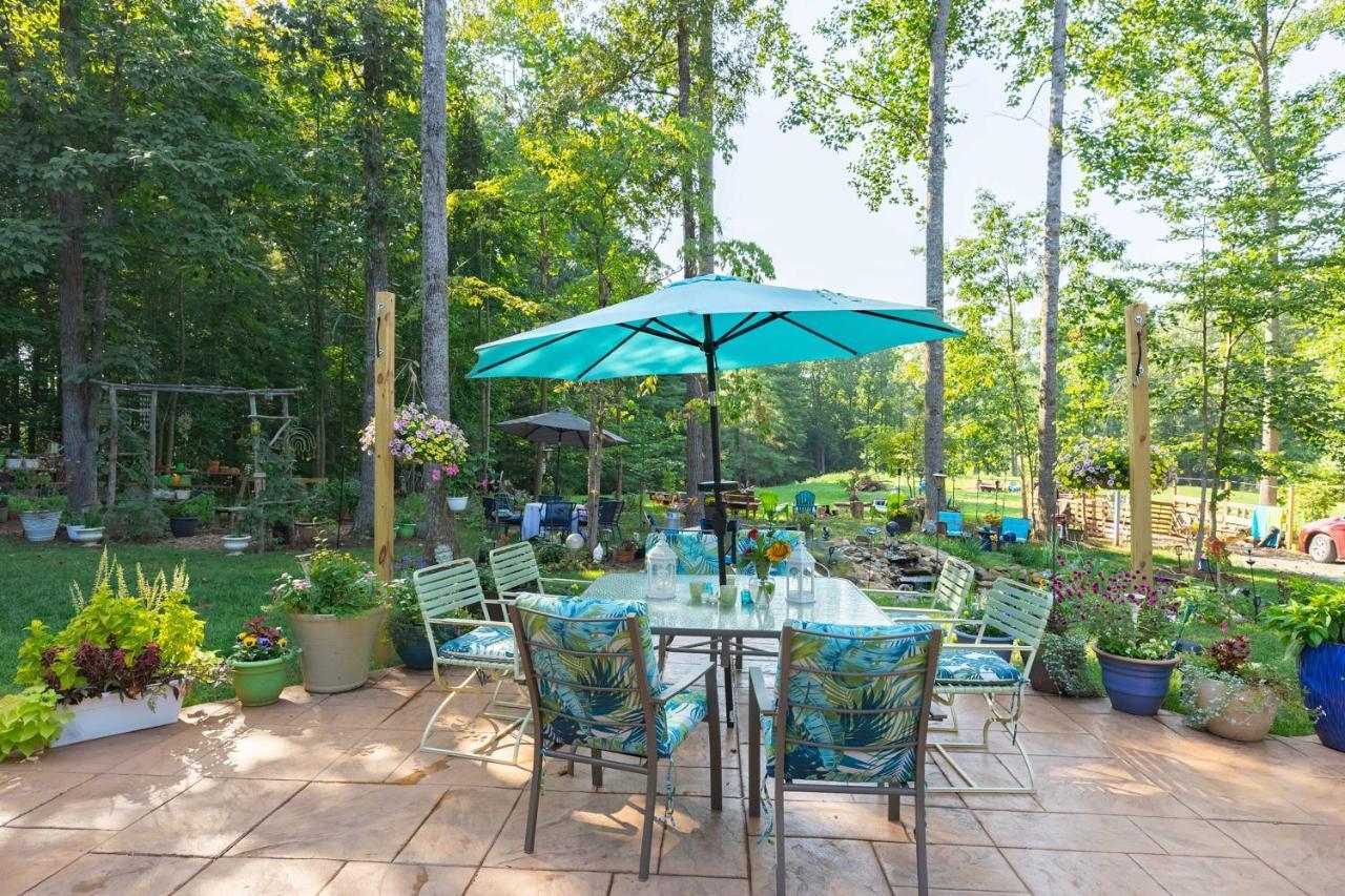 Charming Charlottesville Apt With Outdoor Space! ภายนอก รูปภาพ