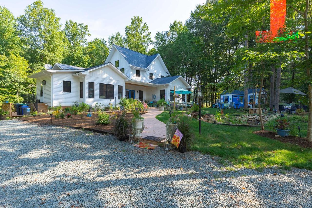 Charming Charlottesville Apt With Outdoor Space! ภายนอก รูปภาพ