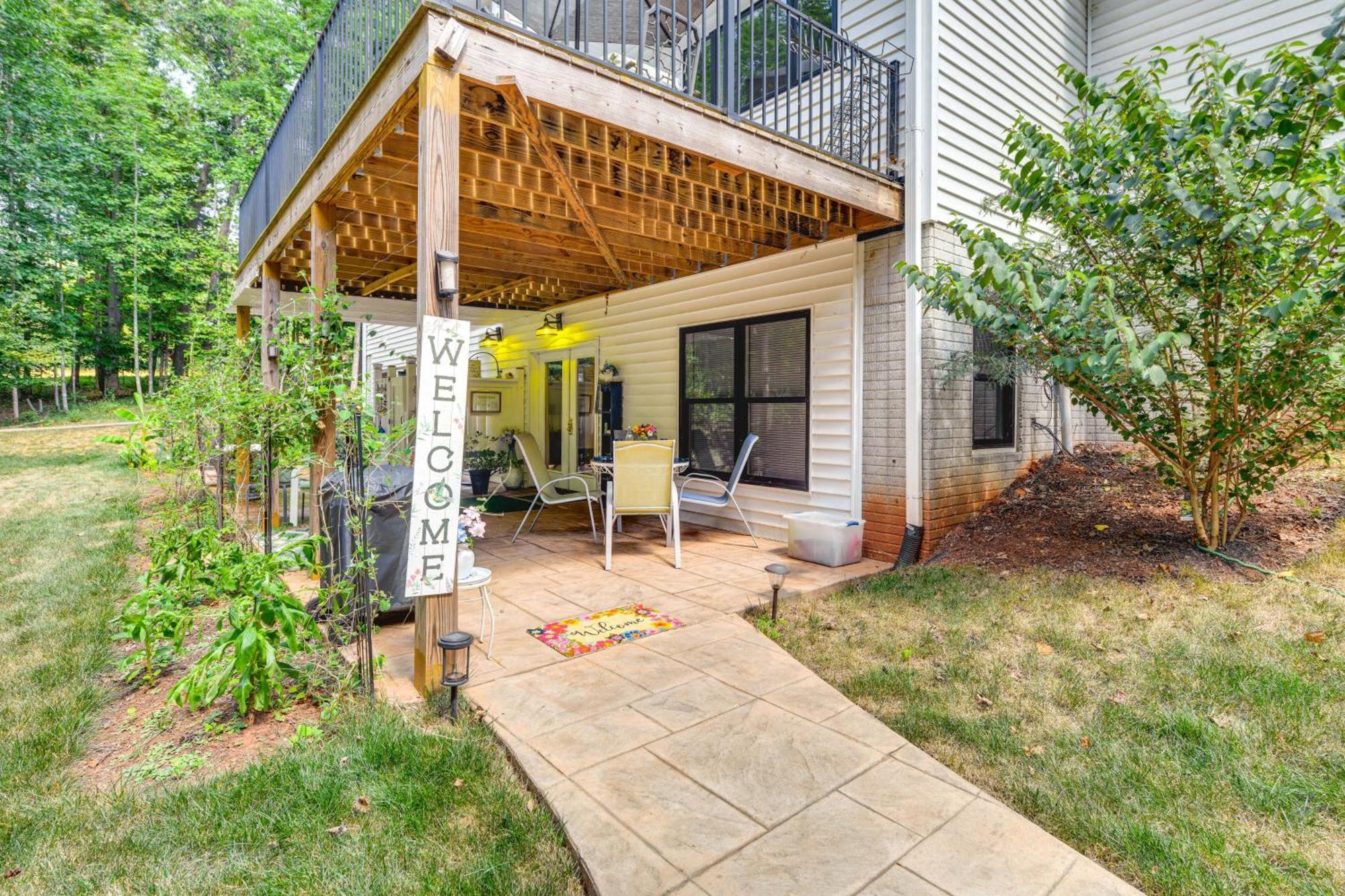 Charming Charlottesville Apt With Outdoor Space! ภายนอก รูปภาพ