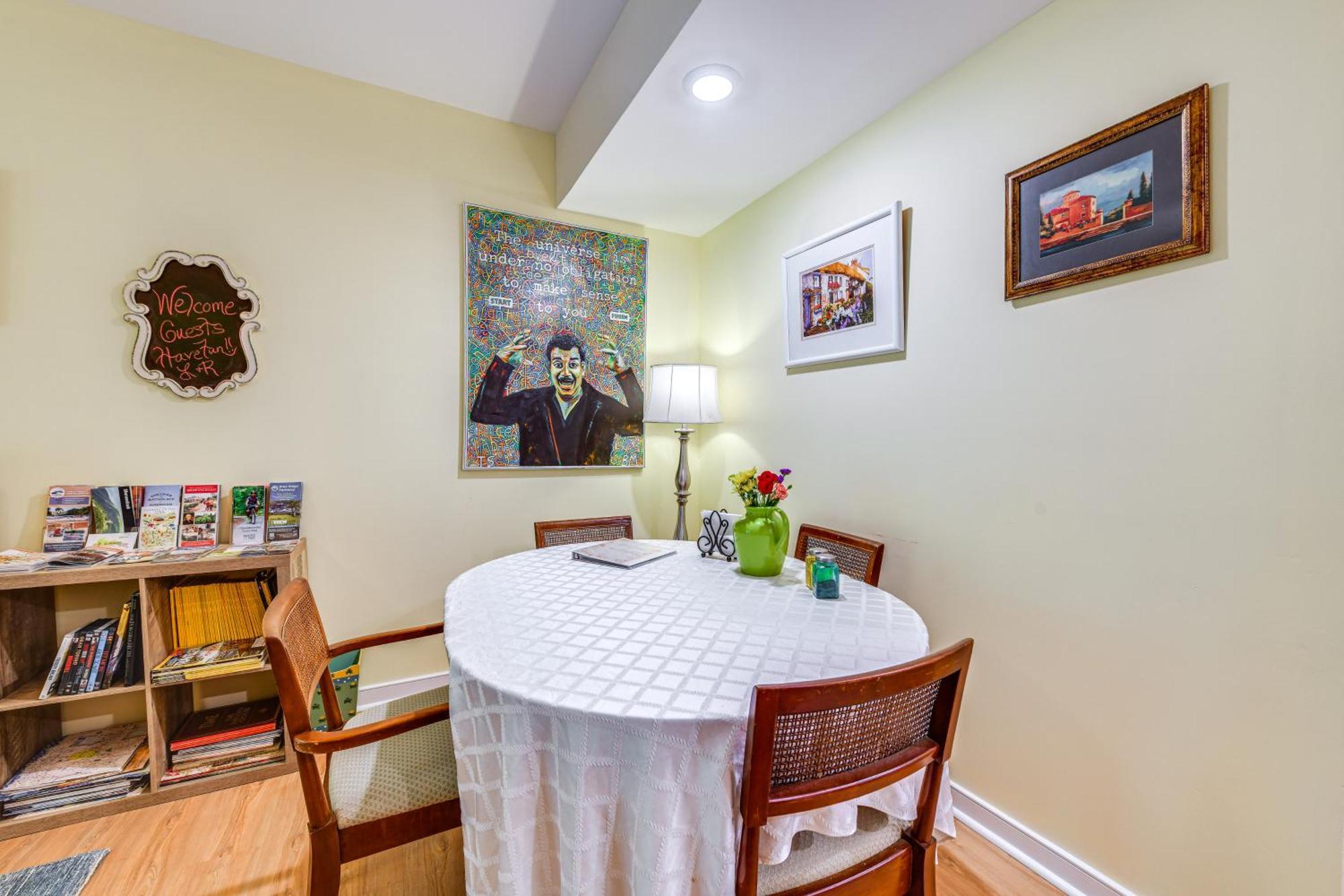 Charming Charlottesville Apt With Outdoor Space! ภายนอก รูปภาพ